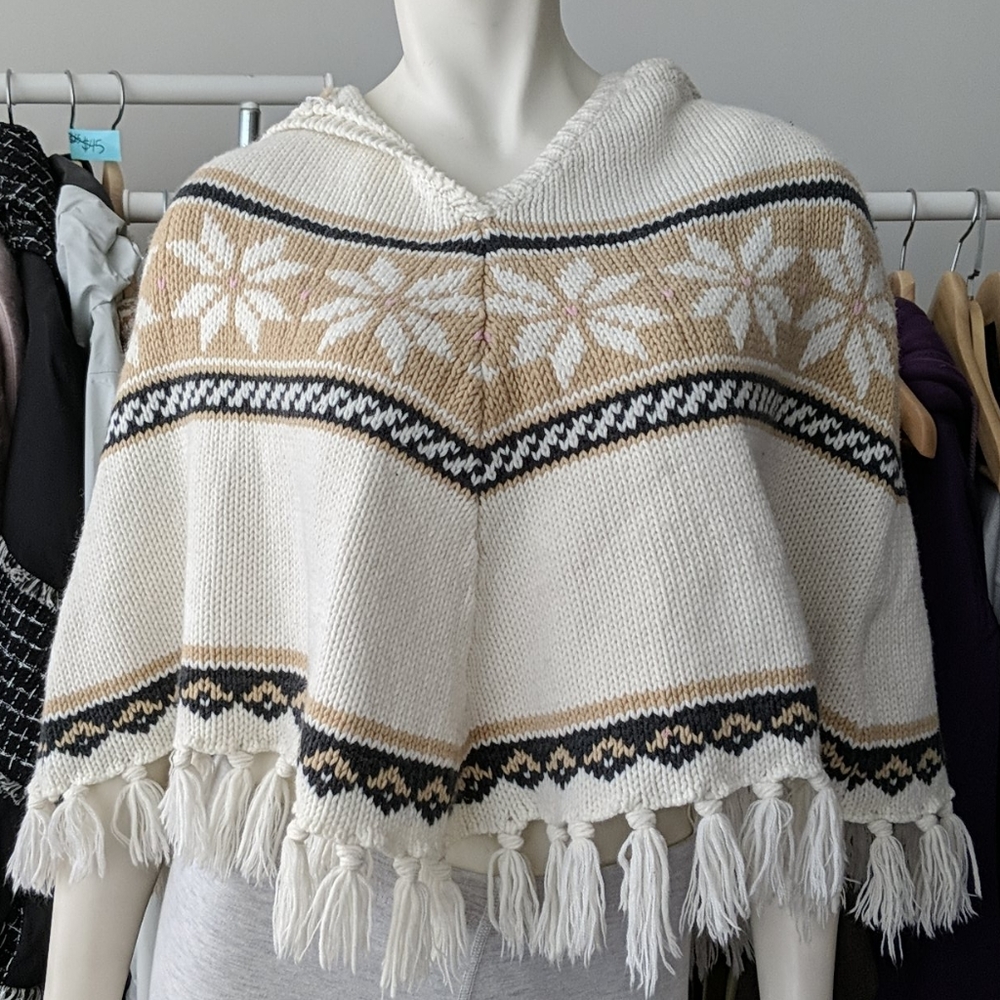 5/$100 GAP Knit Hooded Poncho